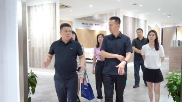媒體聚焦 行業(yè)對話 | 搜狐發(fā)起“2023中國家居價值100公司”探尋之旅，走進(jìn)世友地板